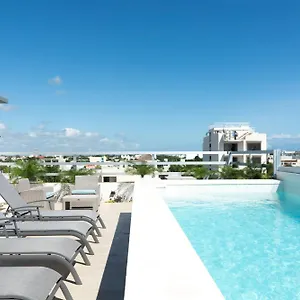 https://tropic-playa-by-homing-bird.allrivieramayahotels.com